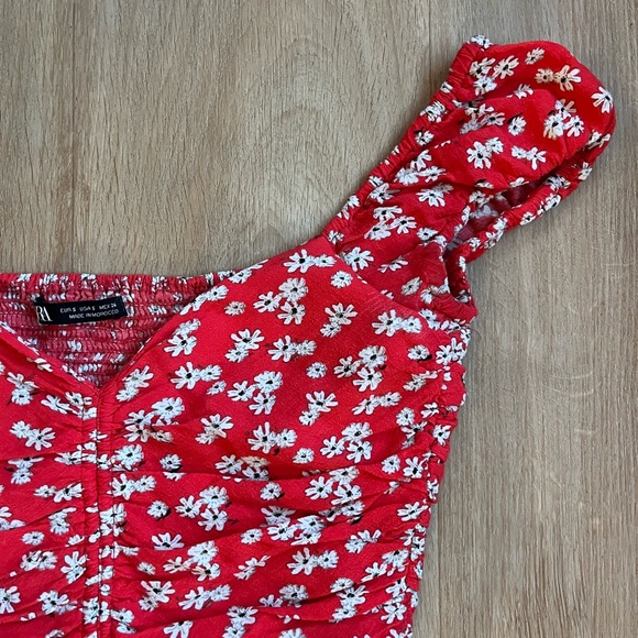 ZARA TOP / SIZE SMALL / good condition! - Picture 3 of 3